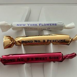 Bond No. 9 sample vials in gifting card